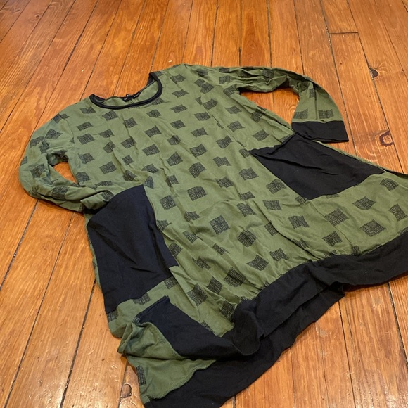 Snapdragon&Twig dress - Picture 2 of 5